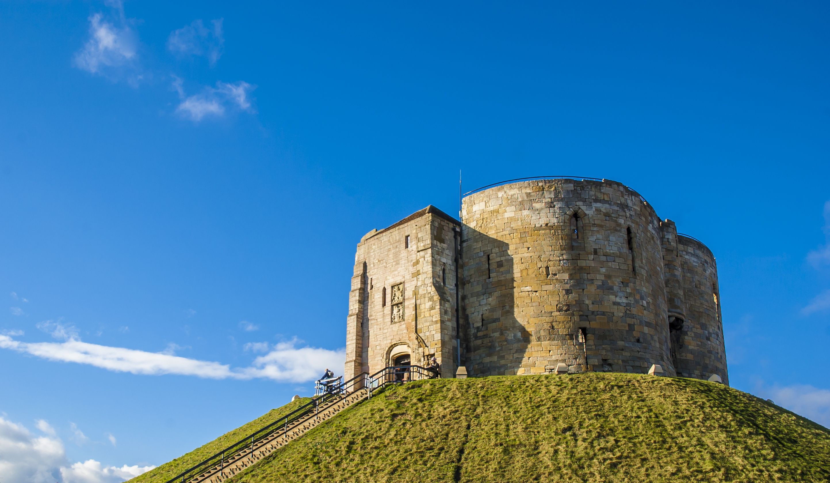 clifford's tower in york